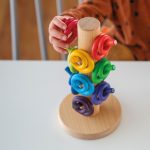 GRIMM'S SORTING HELPER BUILDING RINGS RAINBOW