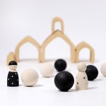 GRIMM'S NATURAL HOUSE