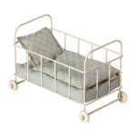 MAILEG TOLHATÓ ÁGY