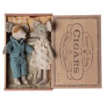 MAILEG APA ÉS ANYA EGEREK SZIVARDOBOZBAN