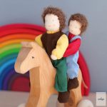 GRIMM'S RUGALMAS JÁTÉKBABA, PETER