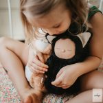 OLLIELLA COZY DINKUM BLACK CAT 